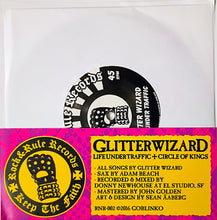 Charger l&#39;image dans la galerie, Glitter Wizard - Life Under Traffic + Circle Of Kings (Vinyle/Disque)