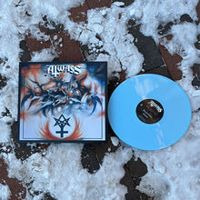 Cargar imagen en el visor de la galería, Vinyl record with cover on a snowy ground