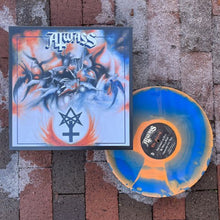 Cargar imagen en el visor de la galería, Vinyl record with cover featuring artistic design and brand name on a textured surface