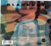 Charger l'image dans la galerie, Album cover for 'Blackout' by The Horse with text and a barcode.
