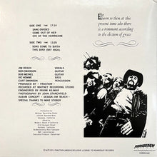 Cargar imagen en el visor de la galería, Album back cover with text and black and white photo of a group of people, featuring the band成员 and album details.