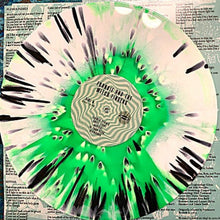 Cargar imagen en el visor de la galería, Vinyl record with a green and black tie-dye design on a textured background