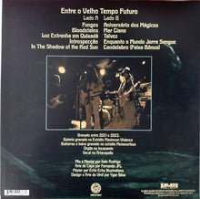 Load image into Gallery viewer, Caixao - Entre o Velho Tempo Futuro (Vinyl/Record)