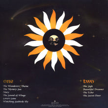 Cargar imagen en el visor de la galería, Album cover with sunflower design and tracklist on a dark background