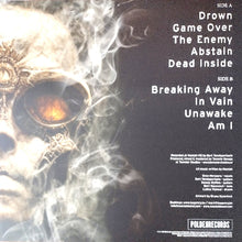 Charger l&#39;image dans la galerie, Album cover with a skull and text on a dark background