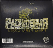 Charger l&#39;image dans la galerie, back CD cover showing the words of the album, Pachiderma - Il Diavolo La Peste La Morte on a black background