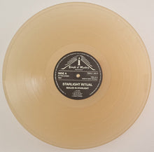 Cargar imagen en el visor de la galería, Vinyl record with a label on a white background