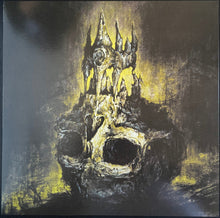 Charger l'image dans la galerie, The Devil Wears Prada - Dead Throne front album cover.