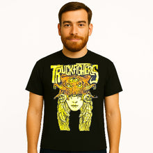 Charger l&#39;image dans la galerie, Man wearing a black t-shirt with a graphic design and text on a white background