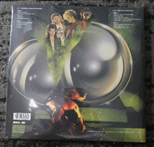 Cargar imagen en el visor de la galería, Van Halen - 5150 back vinyl record cover.