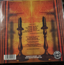 Cargar imagen en el visor de la galería, Album cover with two candles and text on a warm-toned background